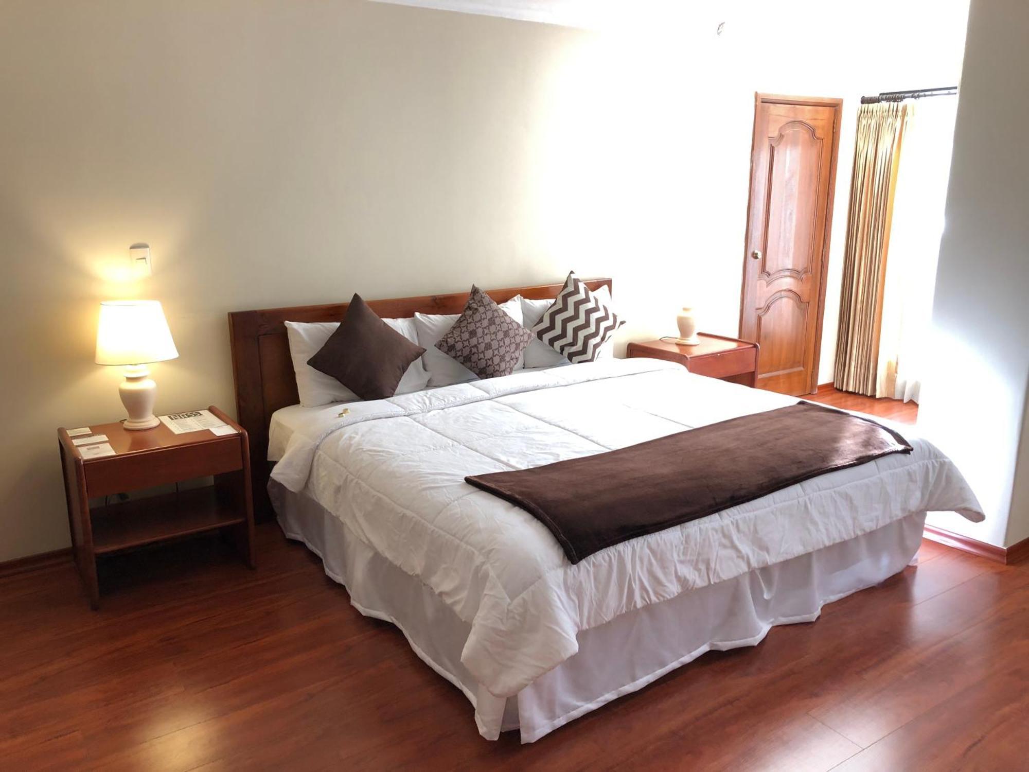 Hotel Nass Pinar Del Lago 昆卡 外观 照片